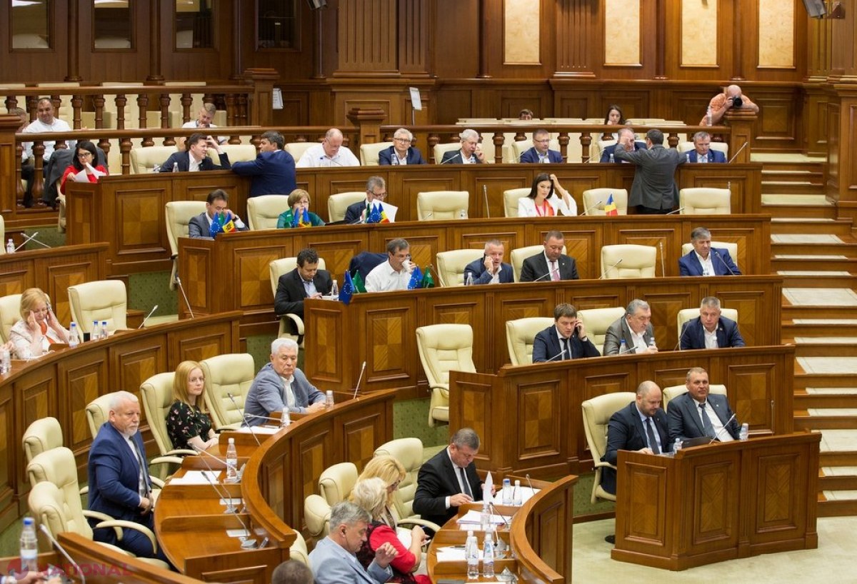 LIVE VIDEO // Ședința Parlamentului: PLDM propune adoptarea unei declarații politice cu privire la ÎNCĂLCAREA drepturilor omului în R. Moldova, după invalidarea alegerilor