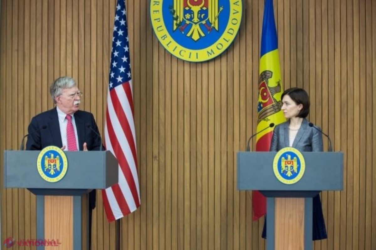 Trump l-a DEMIS pe consilierul său pentru securitate naţională. S-a întâmplat la puţin timp după ce John Bolton a vizitat Ucraina şi R. Moldova
