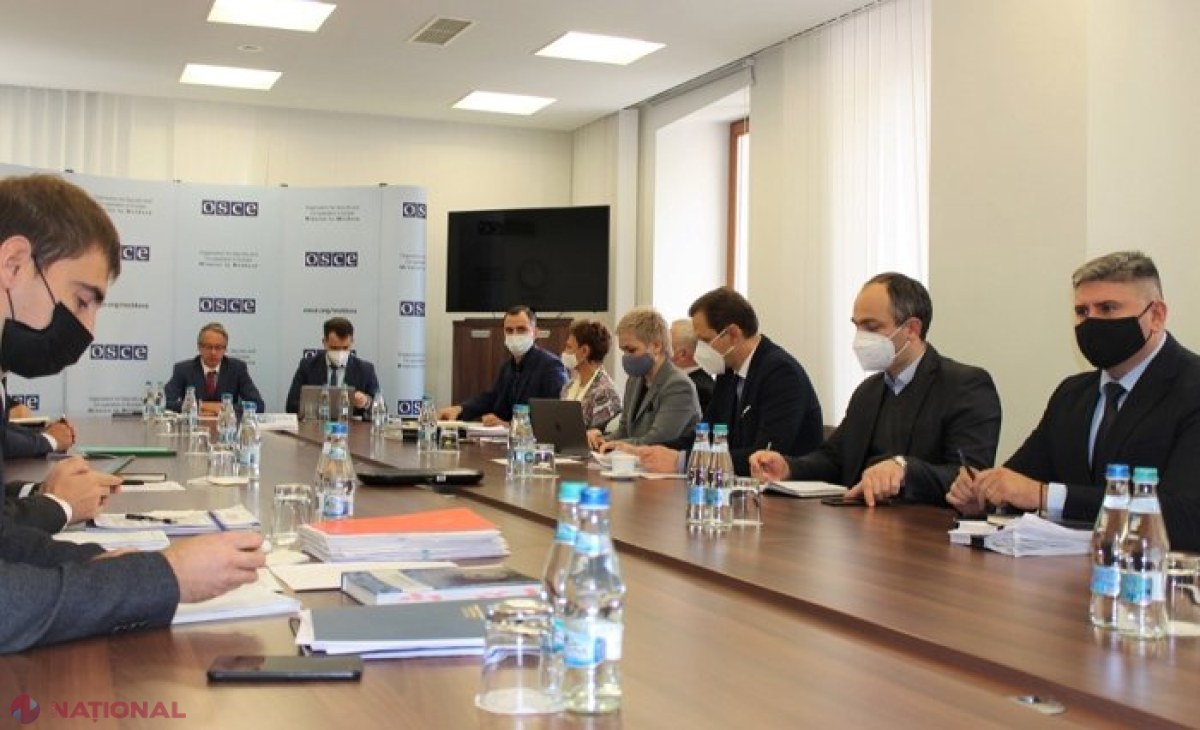 Reuniune la OSCE // Numărul transnistrenilor care au solicitat numere de înmatriculare NEUTRE s-a dublat pe parcursul lunii septembrie, după ce Ucraina a refuzat să primească mașini cu numere eliberate de autoritățile separatiste