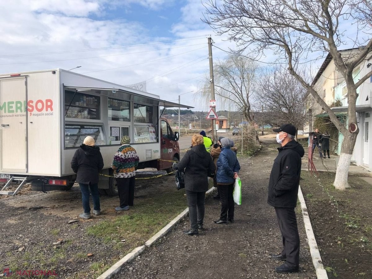 FOTO // Locuitorii din Basarabeasca au acces la alimente mai IEFTINE graţie Partidului 