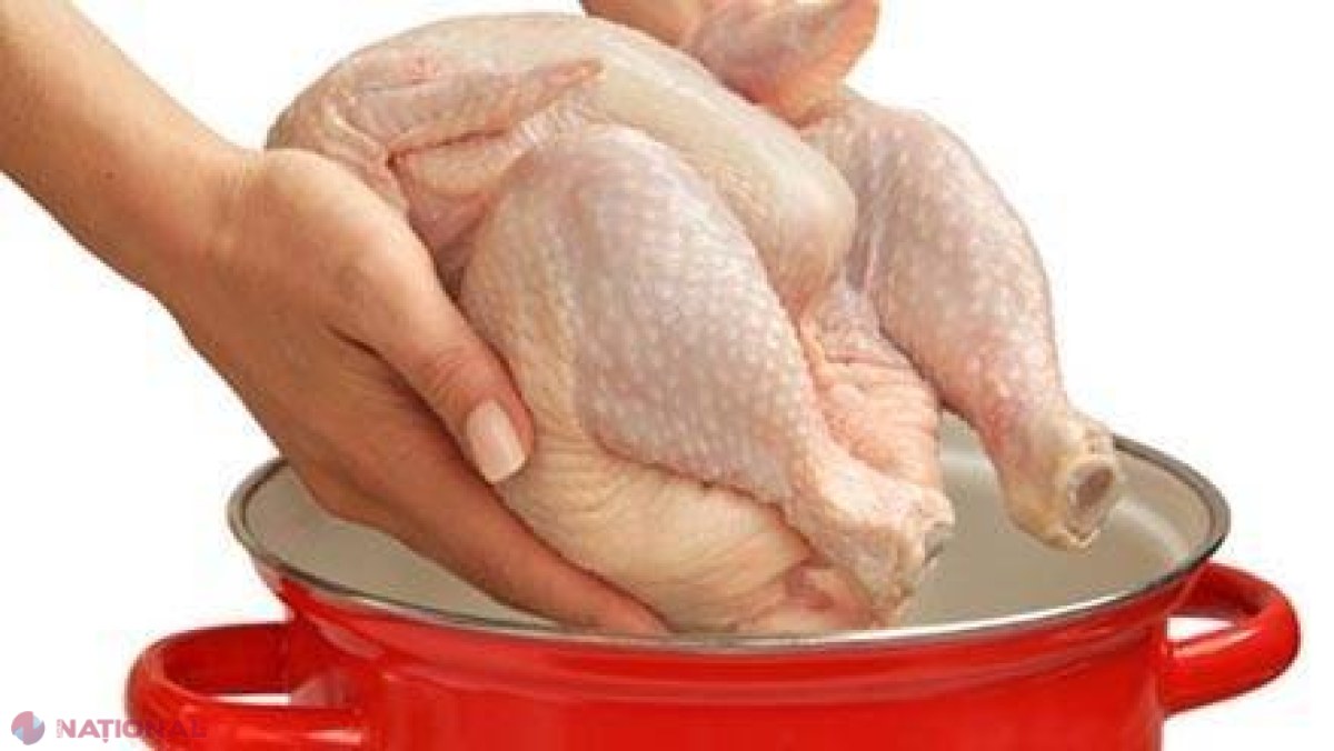 PERICULOS // Carne de pui injectată cu substanțe chimice, livrată într-o grădiniță din Strășeni