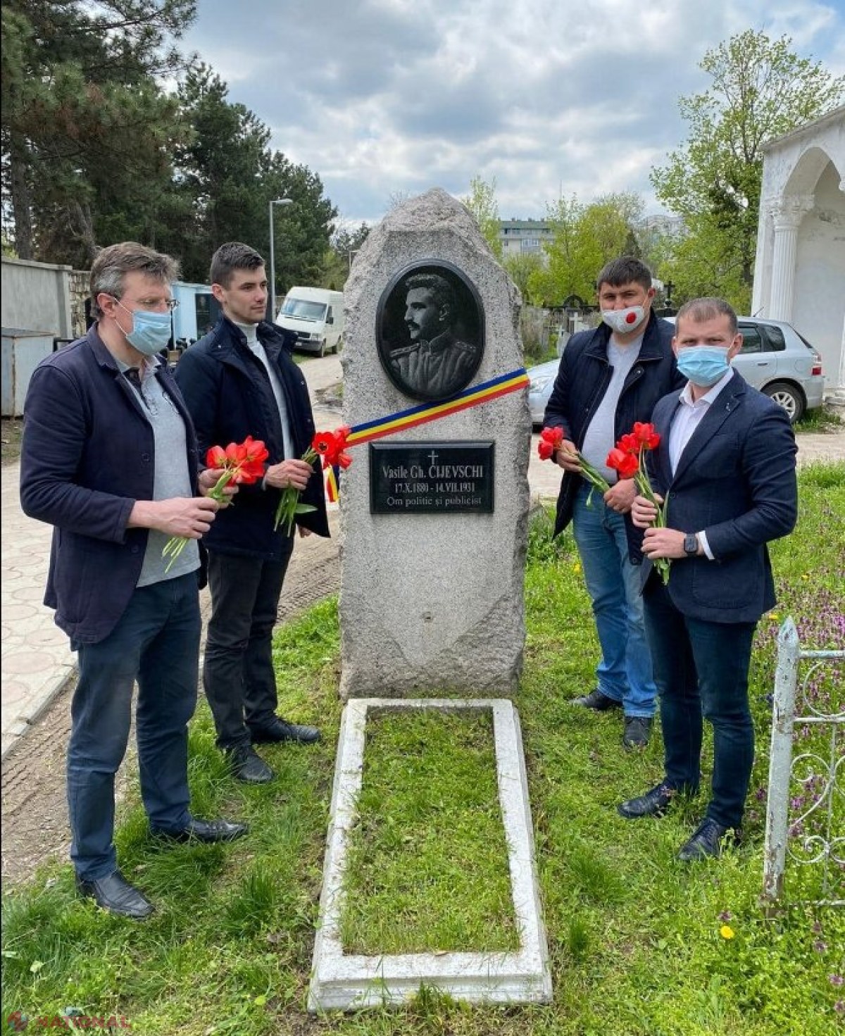 MPU: Flori la mormintele membrilor Sfatului Țării, care au votat Unirea Basarabiei cu România