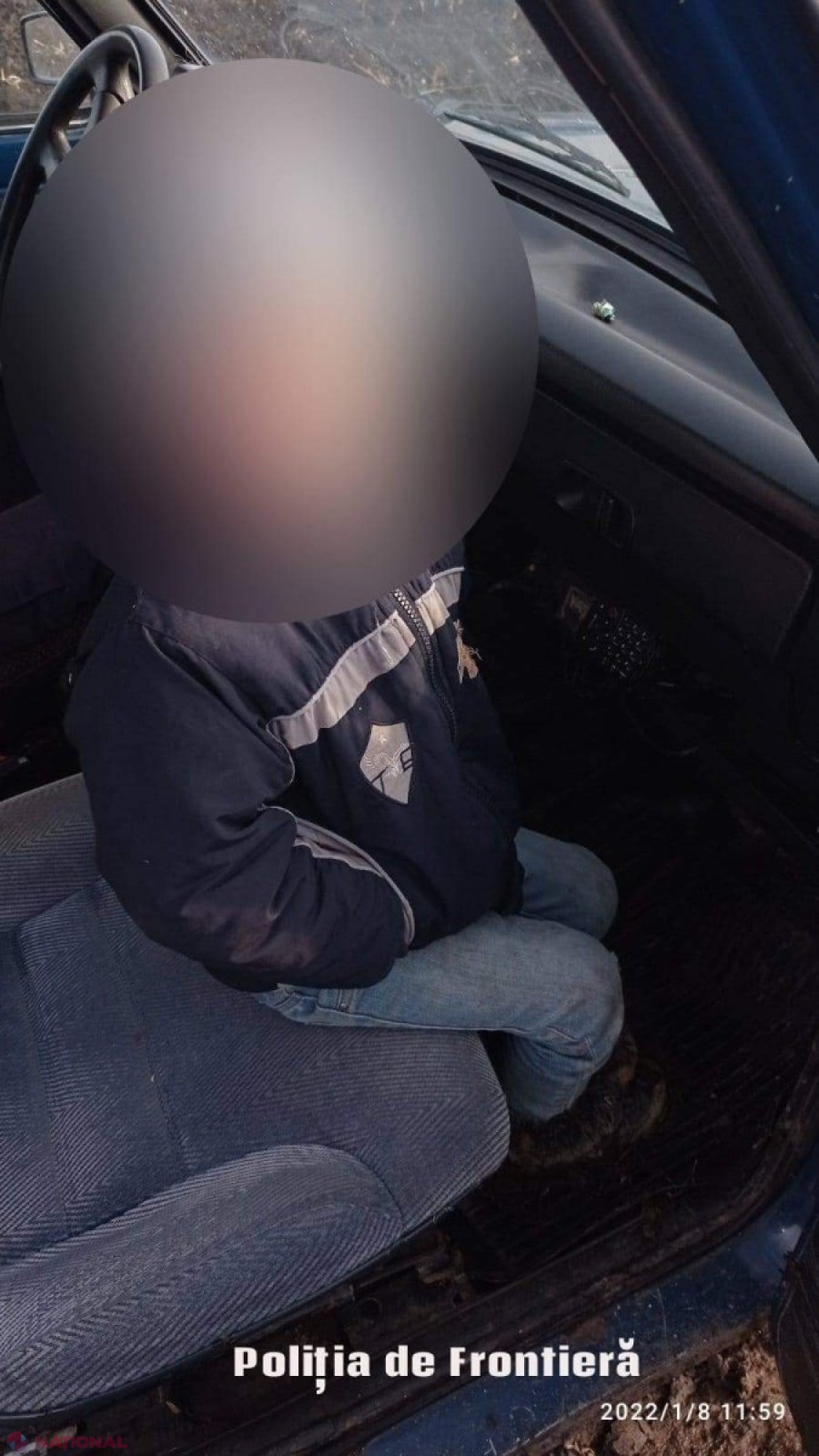 Un copil de 3 ani, rătăcit la nordul R. Moldova: Norocul lui a fost un poliţist de frontieră care l-a dus acasă 