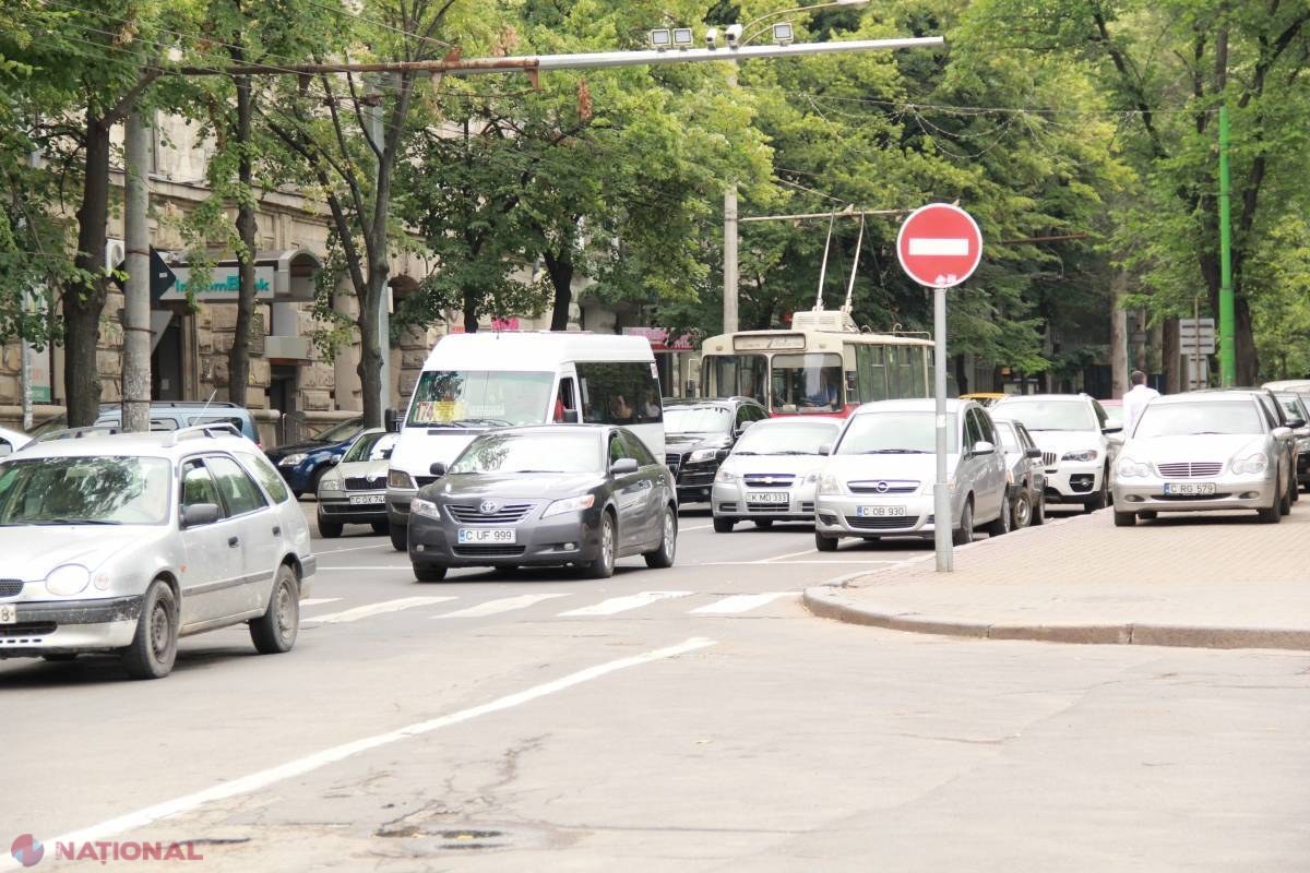 IMPORTANT pentru șoferi! Circulația rutieră a fost RELUATĂ pe bd. Constantin Negruzzi din capitală