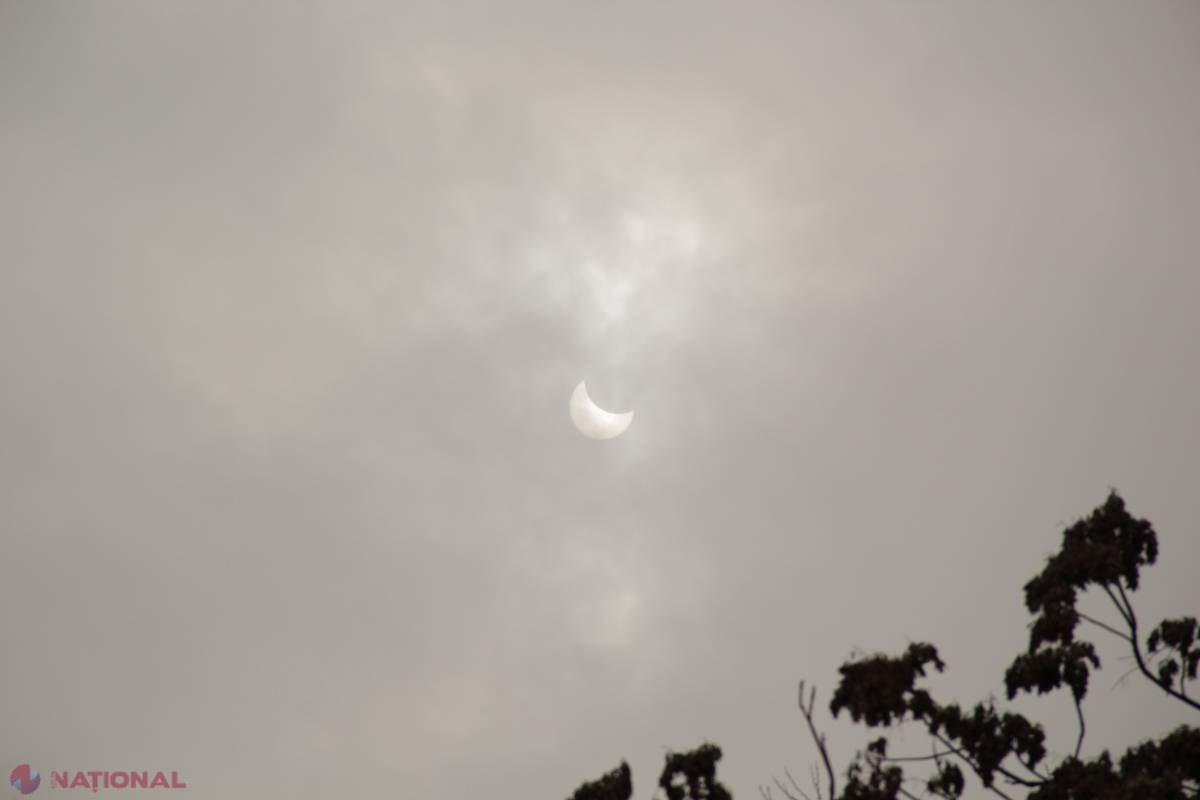 FOTO // Cum se vede ECLIPSA de Soare din R. Moldova