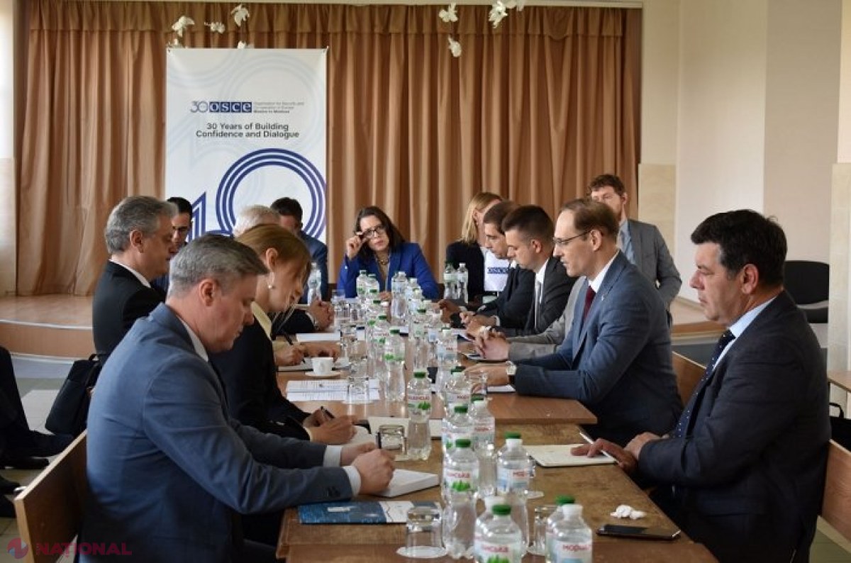 ​Discuții Serebrian-Ignatiev: Chișinăul îi cere Tiraspolului să permită fermierilor de la Dubăsari să-și prelucreze terenurile, să nu mai trimită citații pentru evidența militară elevilor și să elibereze toți cetățenii deținuți ilegal în Transnistria