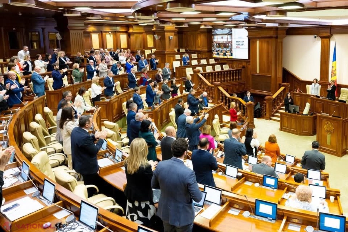 VIDEO // Socialiștii lui Dodon și oamenii lui Șor au boicotat discursul din Parlament al Maiei Sandu