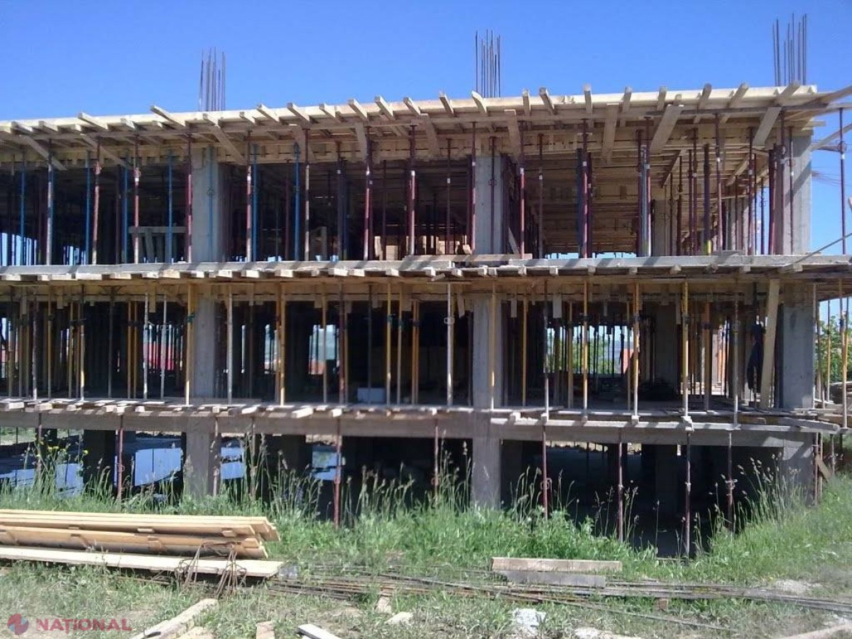 Începe construcția la blocul judecătorilor. Apartamentele au fost deja repartizate