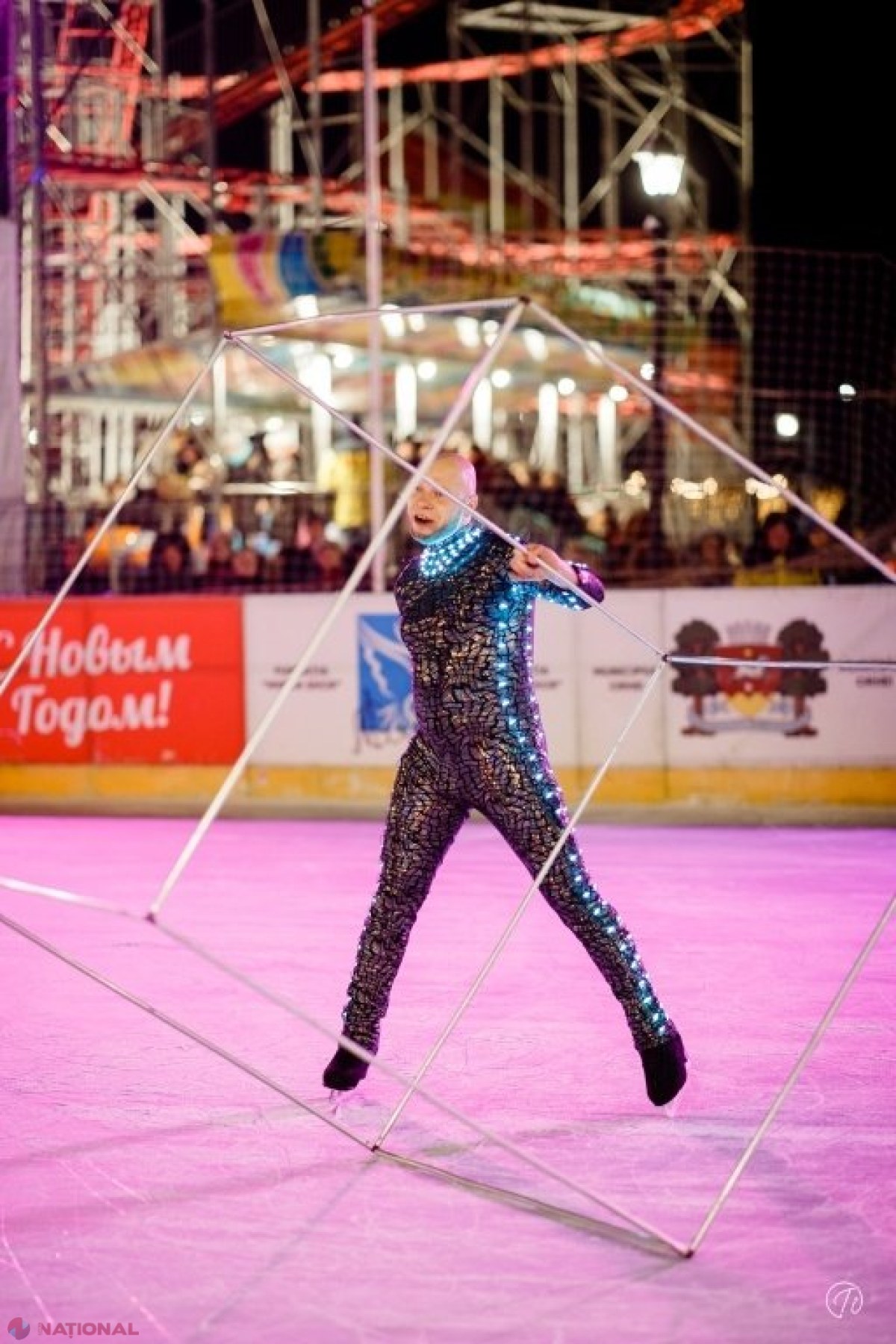 FOTO // La „Orheiland” s-a redeschis cel mai MARE PATINOAR din R. Moldova. Intrarea este GRATIS!