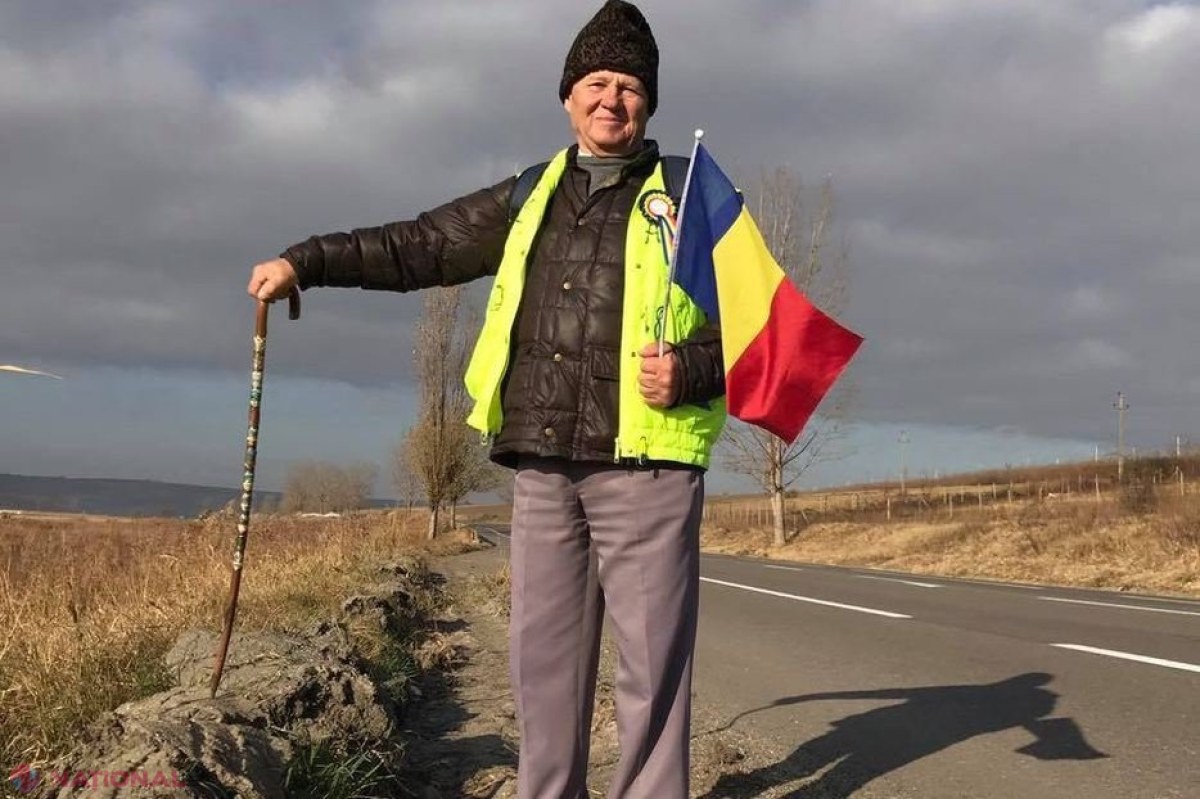 Cum a făcut România cu adevărat MARE de Centenar un bunic de 77 de ani cu suflet de copil, mergând pe jos o lună din Basarabia la Alba Iulia 