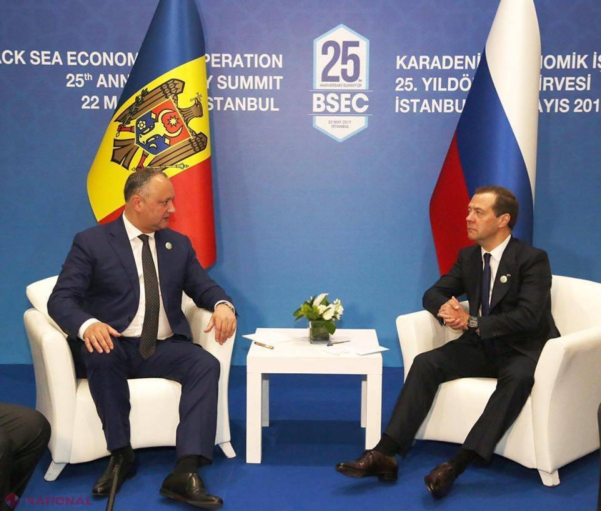 VIDEO // Medvedev, PLICTISIT de discursul și mulțumirile aduse de Dodon