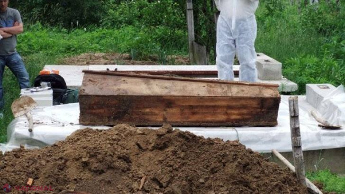 INCREDIBIL // Au dezgropat o gravidă ce fusese înmormântată cu mulţi ani în urmă. Femeia născuse în coşciug. Cum e posibil