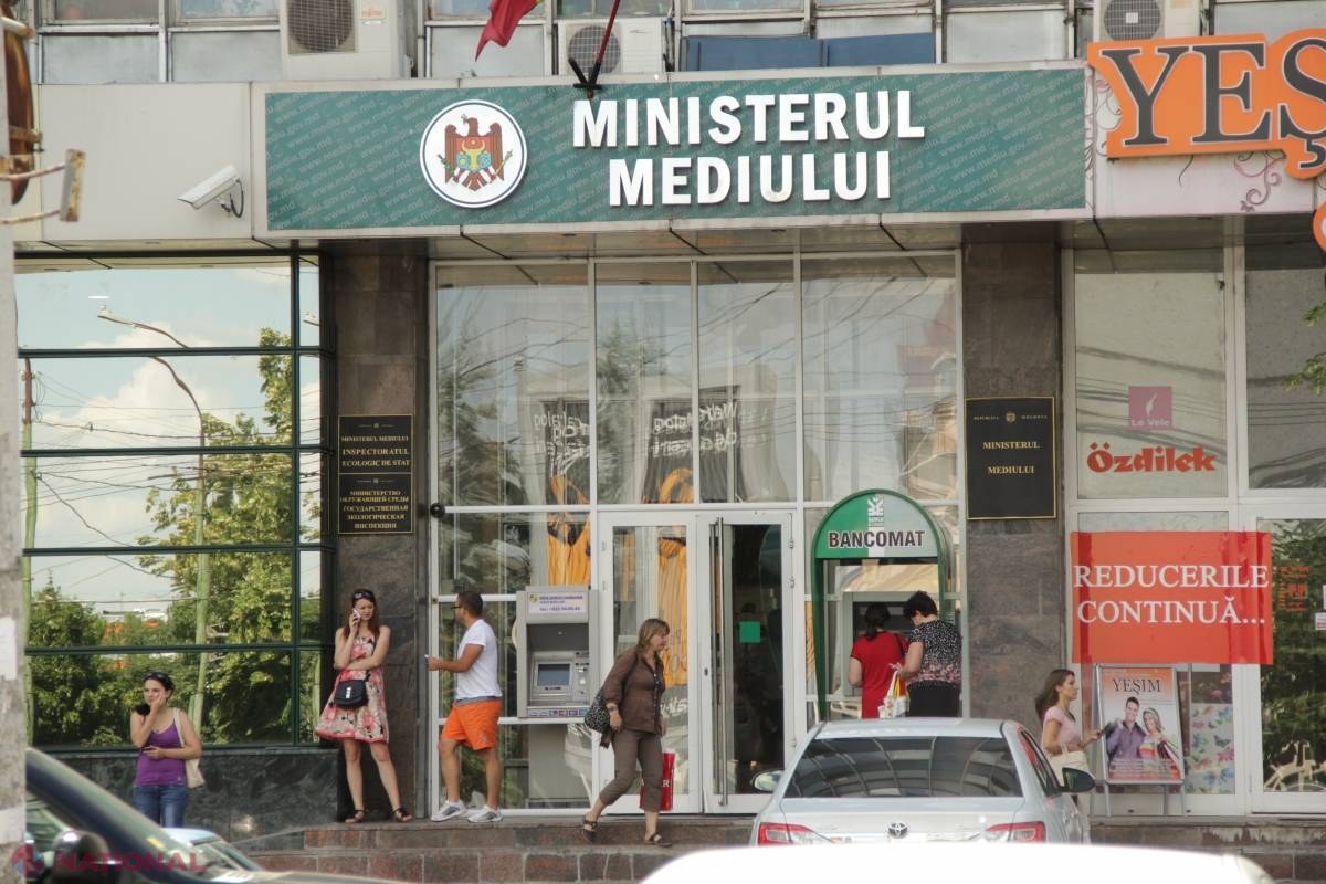 Se întâmplă în R. Moldova: Un cetățean a refuzat să primească o scrisoare în limba română, trimisă de la minister!