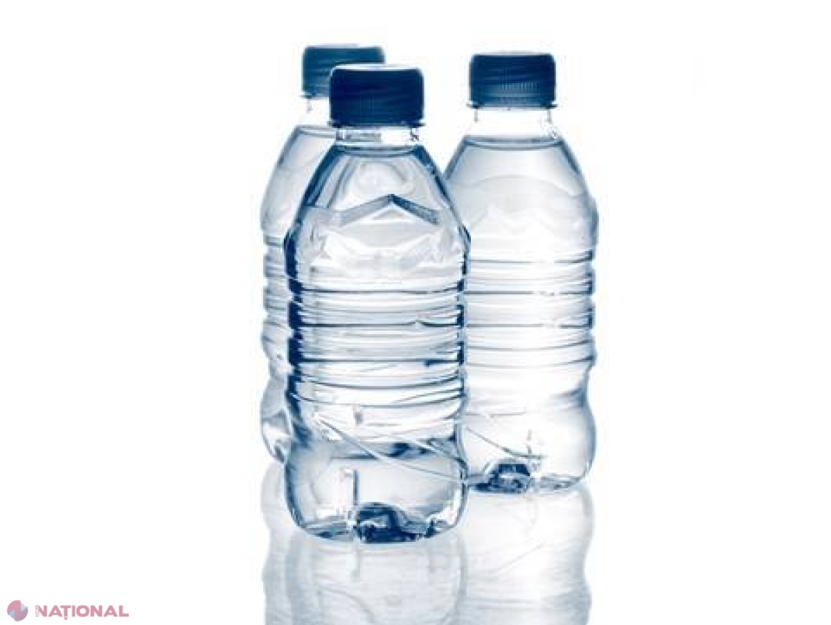 Primul oraş din SUA care a interzis vânzarea apei în sticle de plastic
