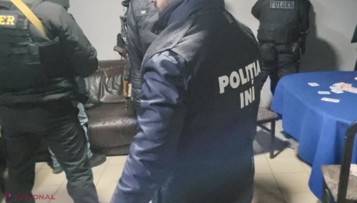 VIDEO // Organele de drept au destructurat un CAZINOU clandestin la Călărași, unde erau atrase zeci de victime. Cei care intrau rămâneau cu buzunarele goale. O parte din bani ajungea în haznaua unei grupării criminale