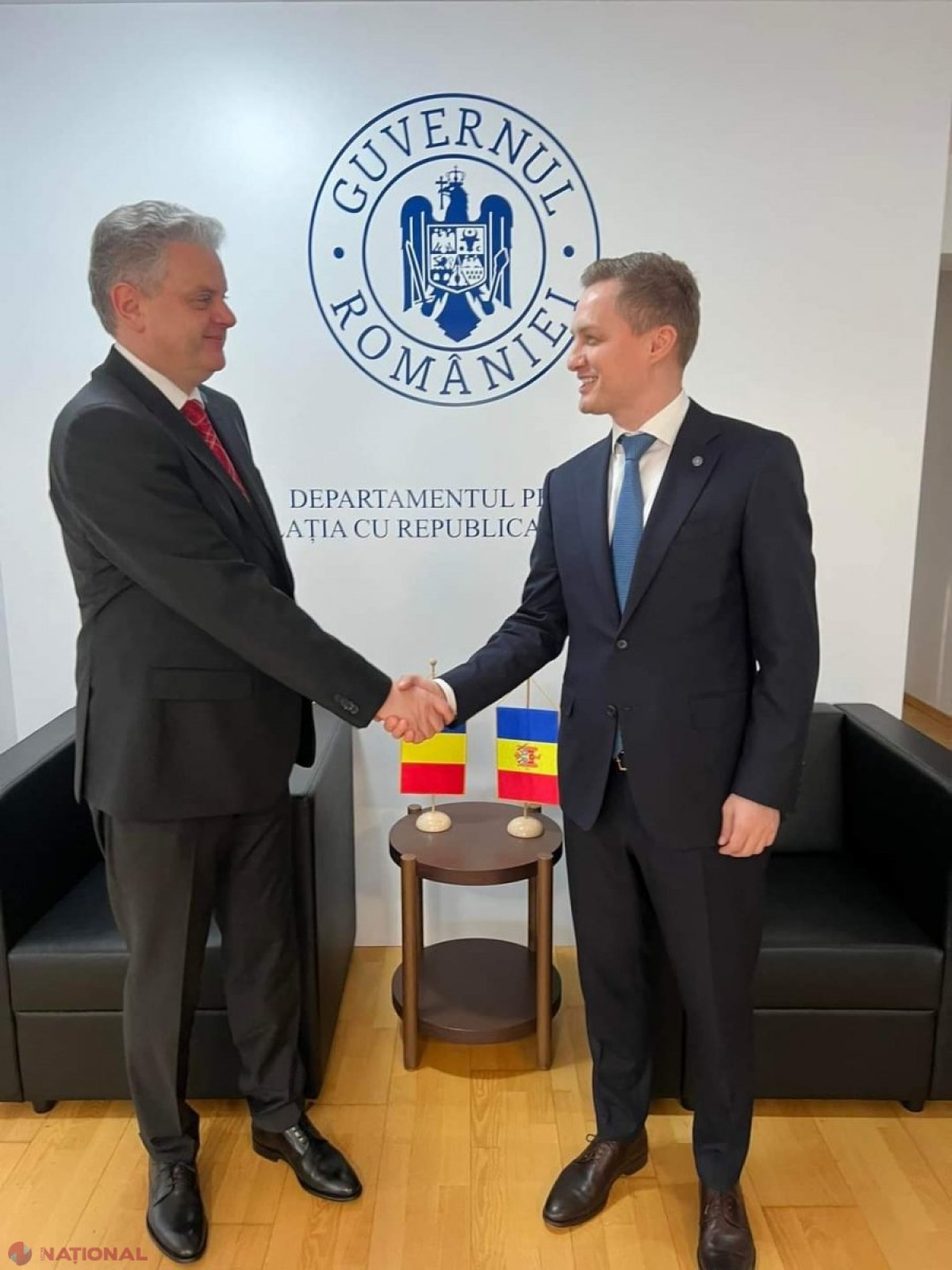 Adrian Dupu și Oleg Serebrian, preocupați de procesul de studii din școlile cu predare în limba ROMÂNĂ din stânga Nistrului