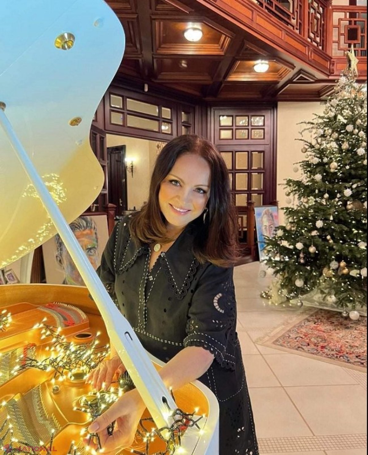 FOTO // Cum arată familia interpretei Sofia Rotaru: Poză de la Revelion