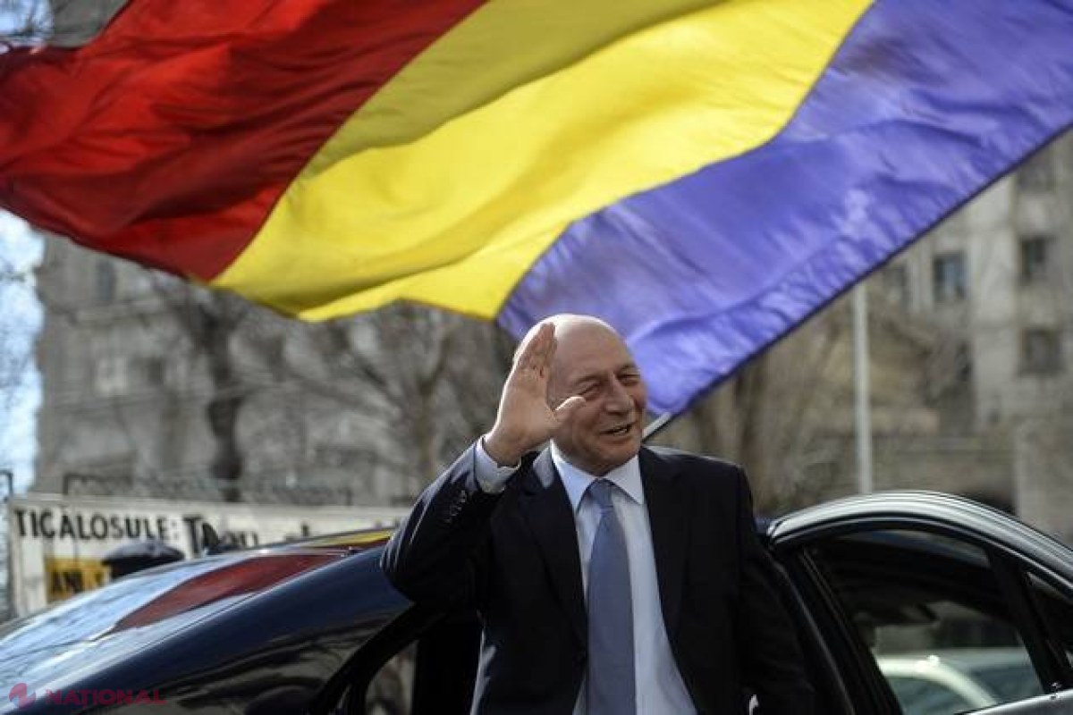 Băsescu, pe banca ACUZAȚILOR