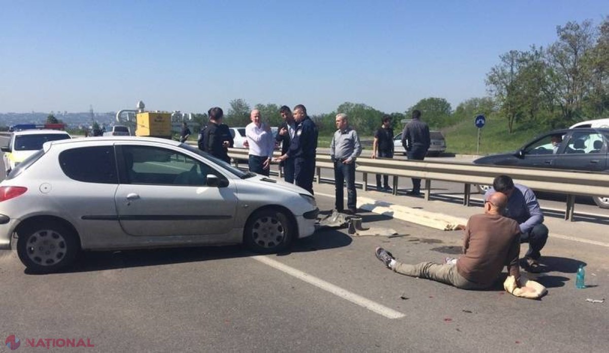 ACCIDENT la Stăuceni. TREI mașini au fost implicate într-un accident rutier