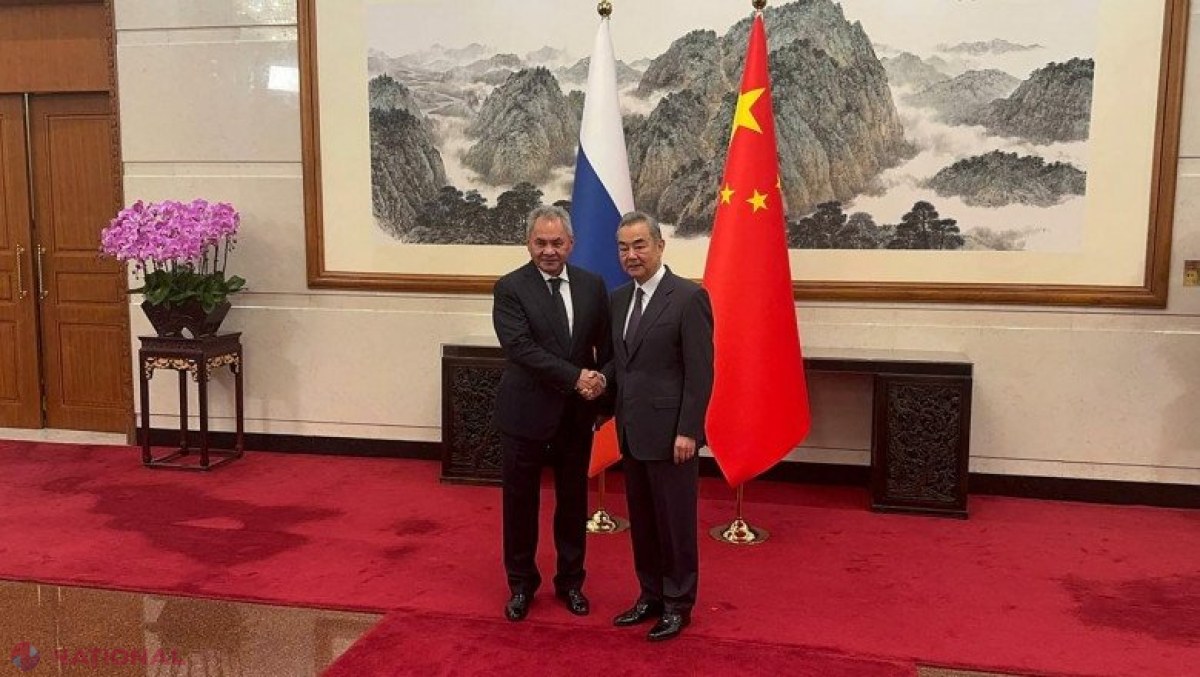 Întâlnire Şoigu - Wang Yi: Rusia şi China trebuie să contracareze încercările SUA de a le izola  