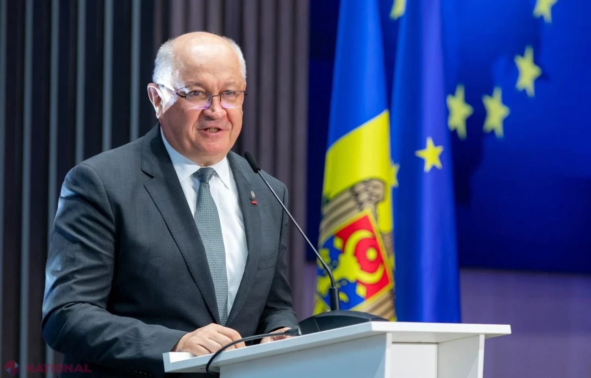 ULTIMA ORĂ // Predare de ștafetă la Guvern: Alexandru Munteanu explică CULISELE mandatului său și îi urează succes lui Vasile Tofan