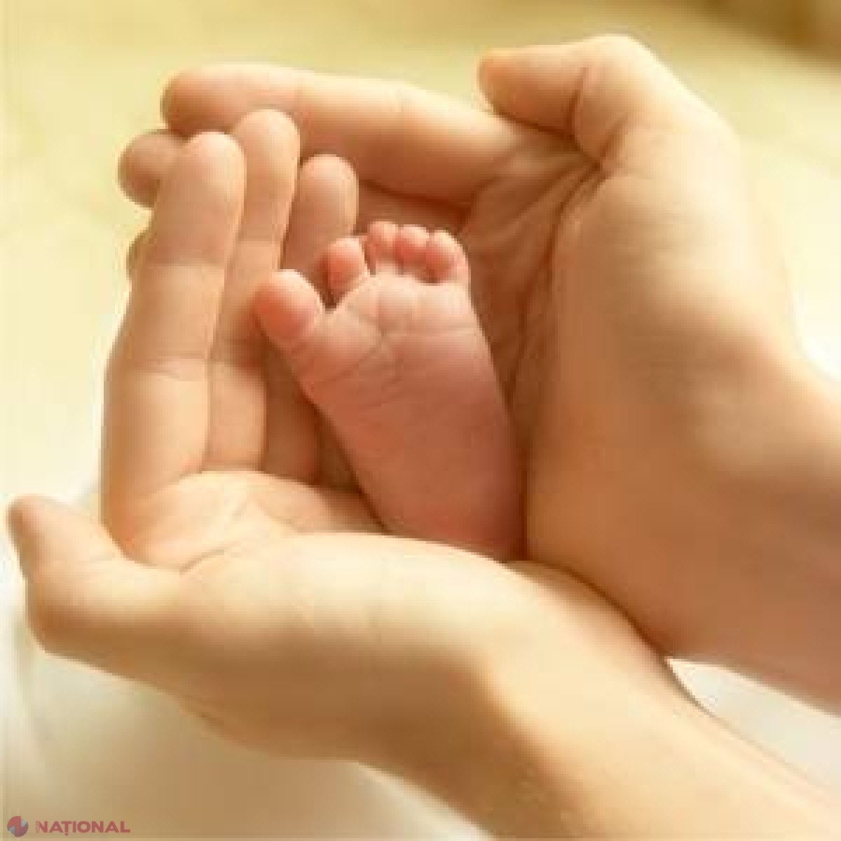 Medicii din Grecia, şocaţi de cazul unei românce care a născut la vârsta de 11 ani