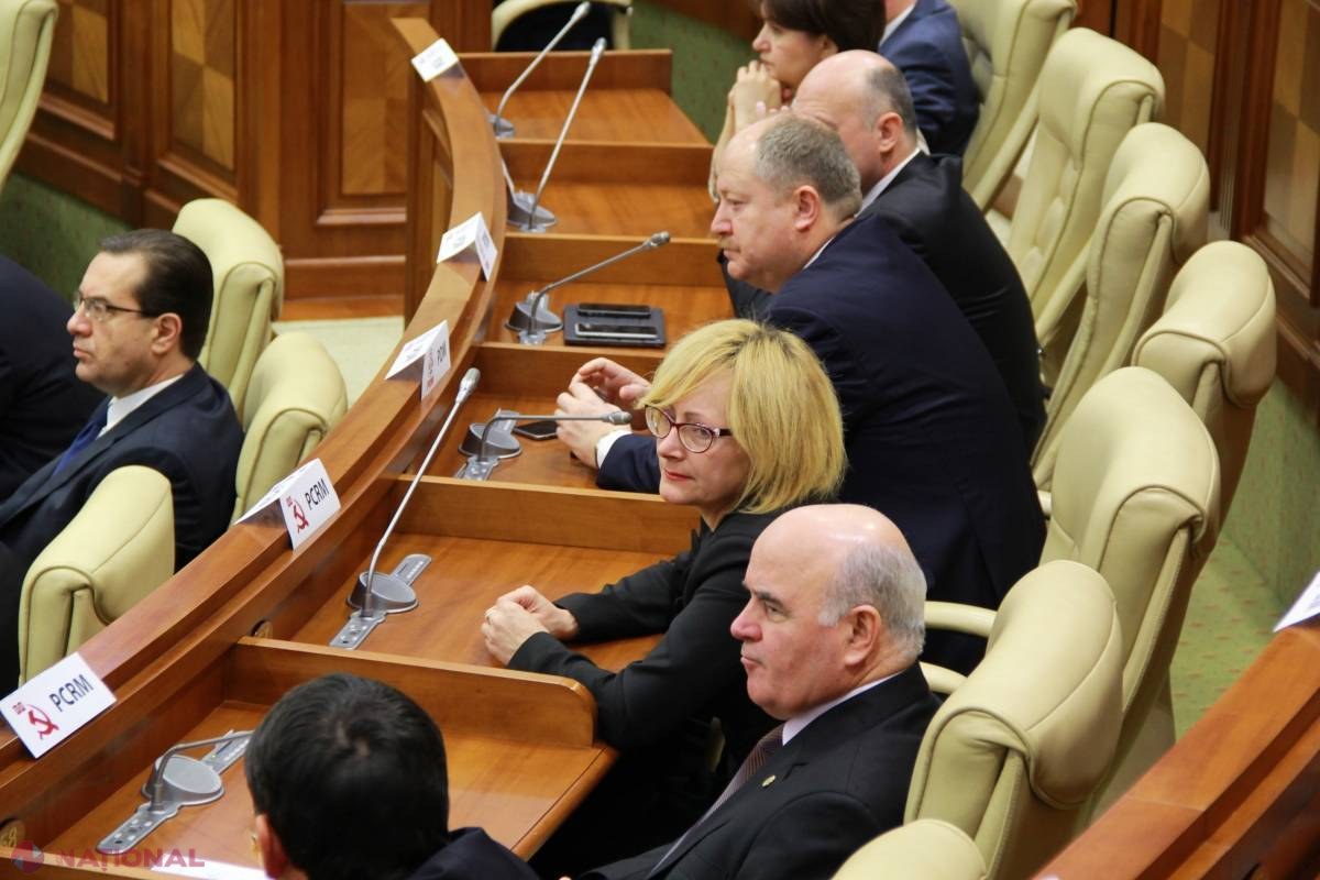 SCANDAL în Parlament. „Numai un IDIOT putea propune așa un proiect de lege”