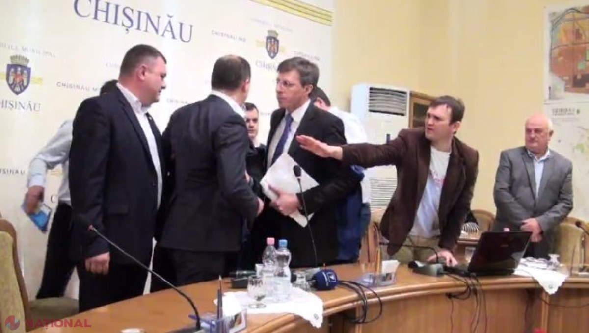 Nici nu i-a fost VALIDAT mandatul de primar general, dar va fi acționat în judecată. Ion Ceban este acuzat că încalcă legislația