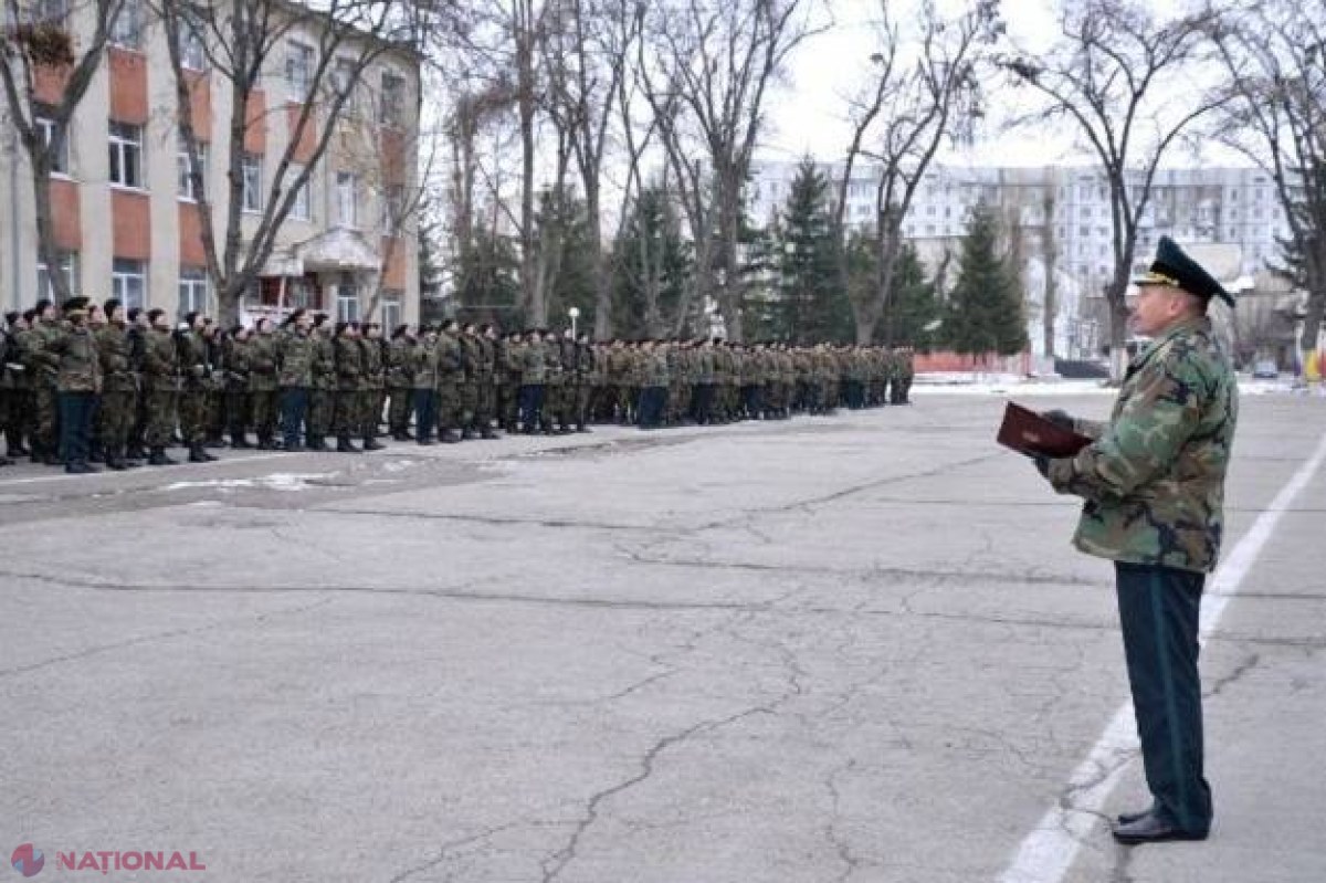 Chișinău // A evadat din cazarmă și a intrat cu cagulă pe cap în casa unui bărbat, de unde a furat zeci de mii de lei: Militarul, condamnat la ani grei de închisoare