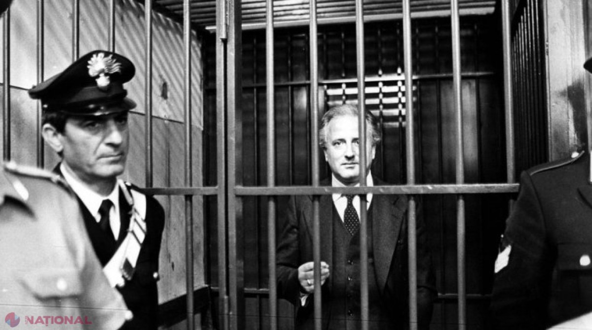 Capul mafiei napoletane a murit la 79 de ani. Povestea de film a sângerosului Raffaele Cutolo și cât de influent a fost