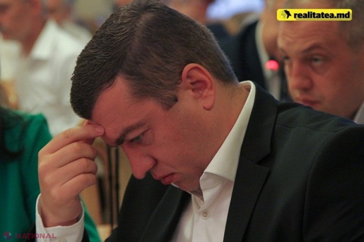Cum a REVENIT Alexandru Fleaș la conducerea Direcției Educație din Chișinău, după ce a fost demis de Silvia Radu