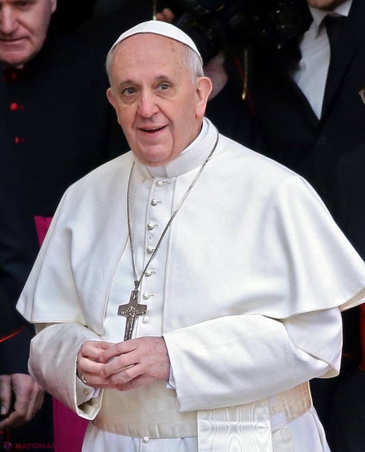 DEZVĂLUIRI // „Papa a părăsit noaptea Vaticanul”