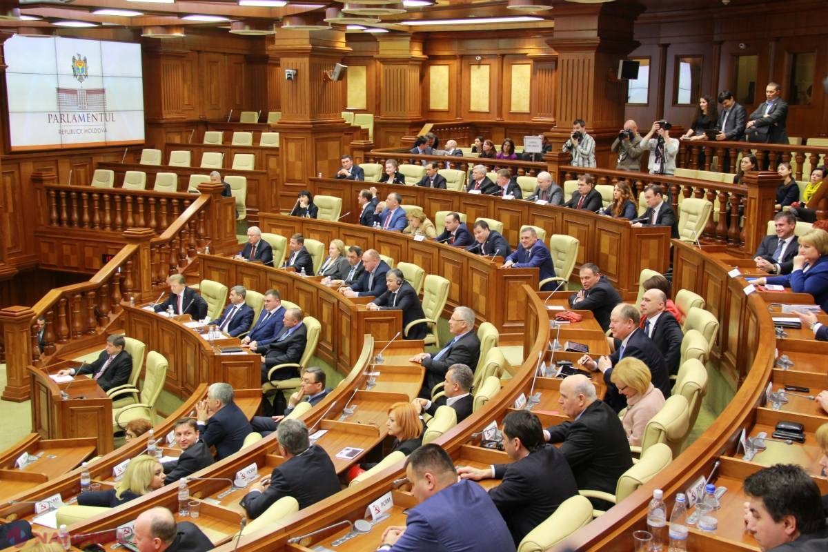 DISPUTĂ în Parlament, după ce deputații au urmărit un filmuleț