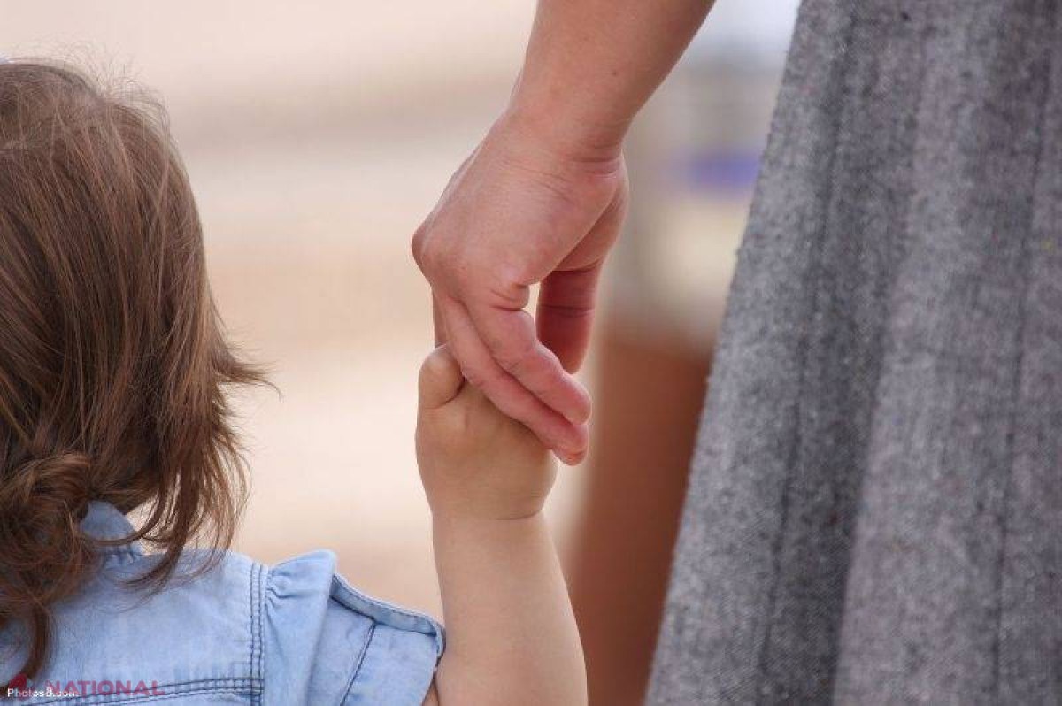 Modificări în legislație! Aceste familii nu vor putea adopta copii din Transnistria