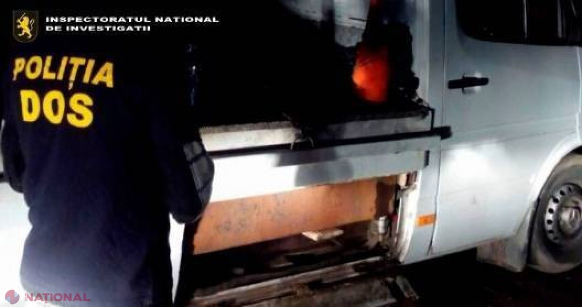 Prins în timp ce transporta ilegal peste două tone de alcool