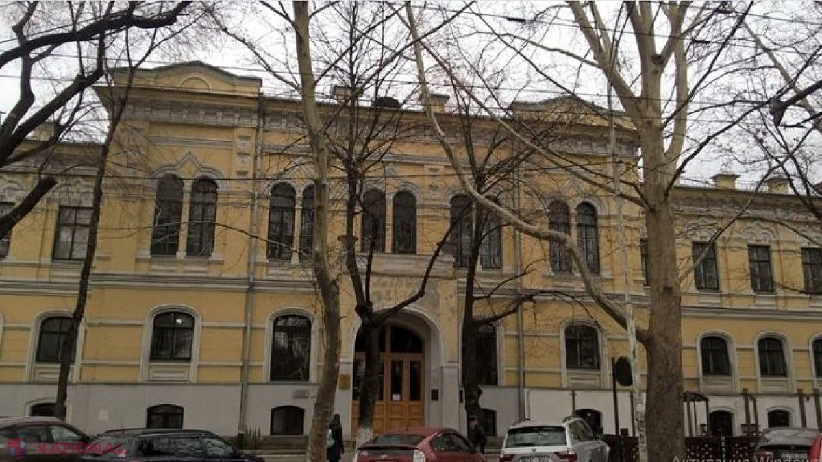Deputat PAS despre decizia de a oferi Mitropoliei Basarabiei sediul fostei clădiri a Seminarului Teologic: „Există soluții pentru a mobiliza fonduri, inclusiv românești, pentru a finaliza construcția unei biblioteci moderne”. Petiție ÎMPOTRIVĂ 