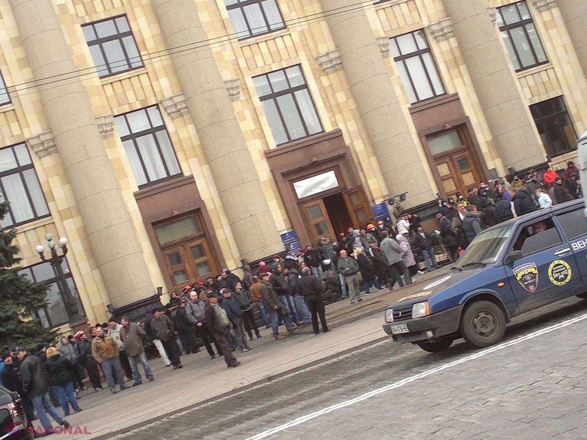 Ucraina CONTRAATACĂ! Sediul administrației din Harkov, ELIBERAT de separatiști