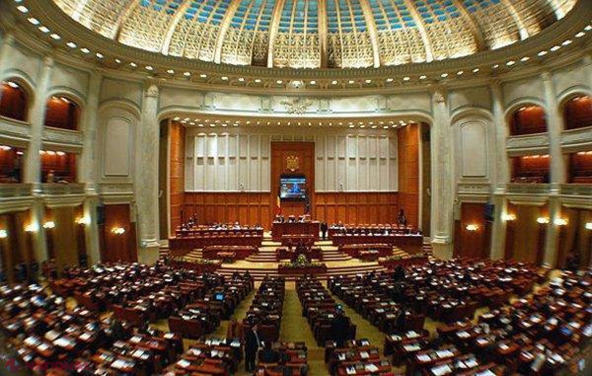 CE profesii au NOII parlamentari. VEZI câți sunt casnici, șomeri sau pensionari