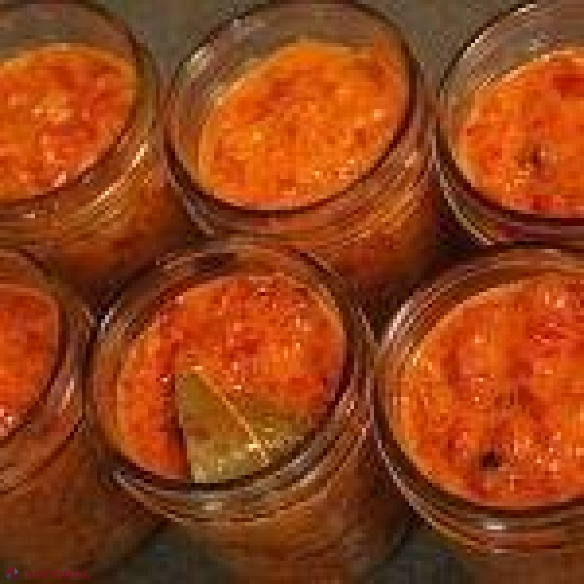 REŢETĂ // Secretul ca să faci CEA MAI BUNĂ ZACUSCĂ! Un ingredient banal îi poate schimba gustul