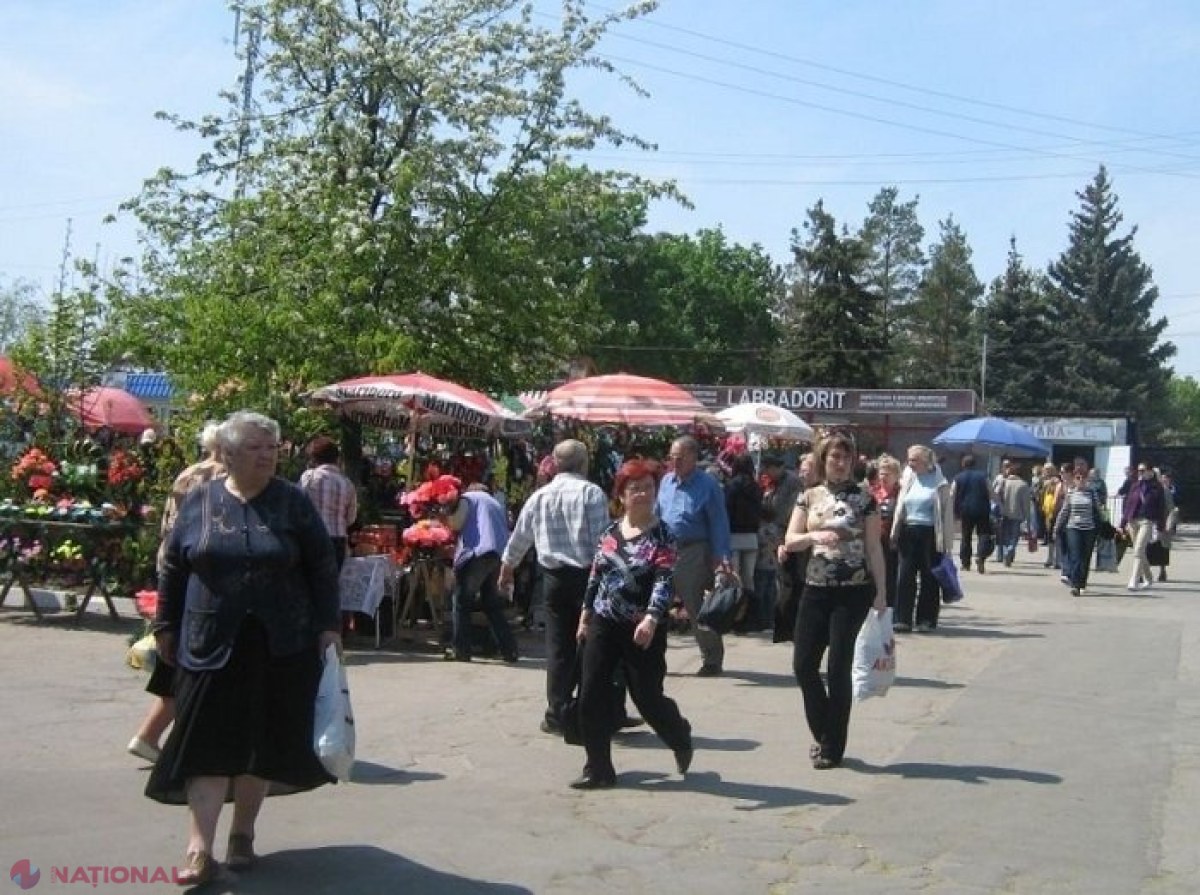 Circulația rutieră, RESTRICȚIONATĂ de Paștele Blajinilor în zona cimitirului „Sfântul Lazăr” din Chișinău: Autobuze speciale, puse la dispoziția cetățenilor care vor merge să-și pomenească răposații