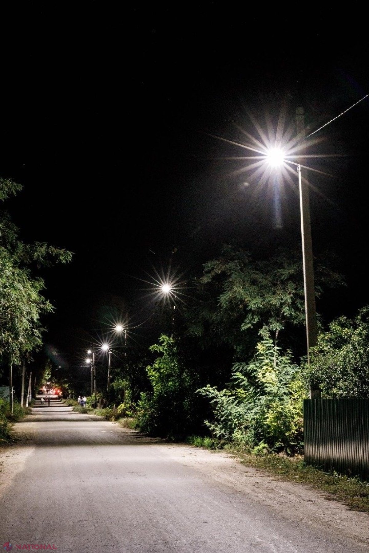 FOTO // Echipa Partidului „ȘOR” a aprins LUMINA și pe străzile satului Alexandrovca, raionul Florești