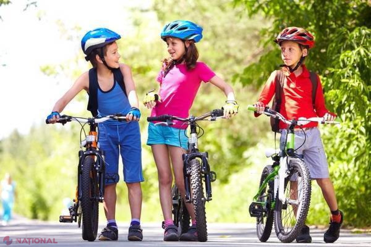Recomandări UTILE // Ce vârstă trebuie să ai pentru a conduce bicicleta pe drumuri PUBLICE?