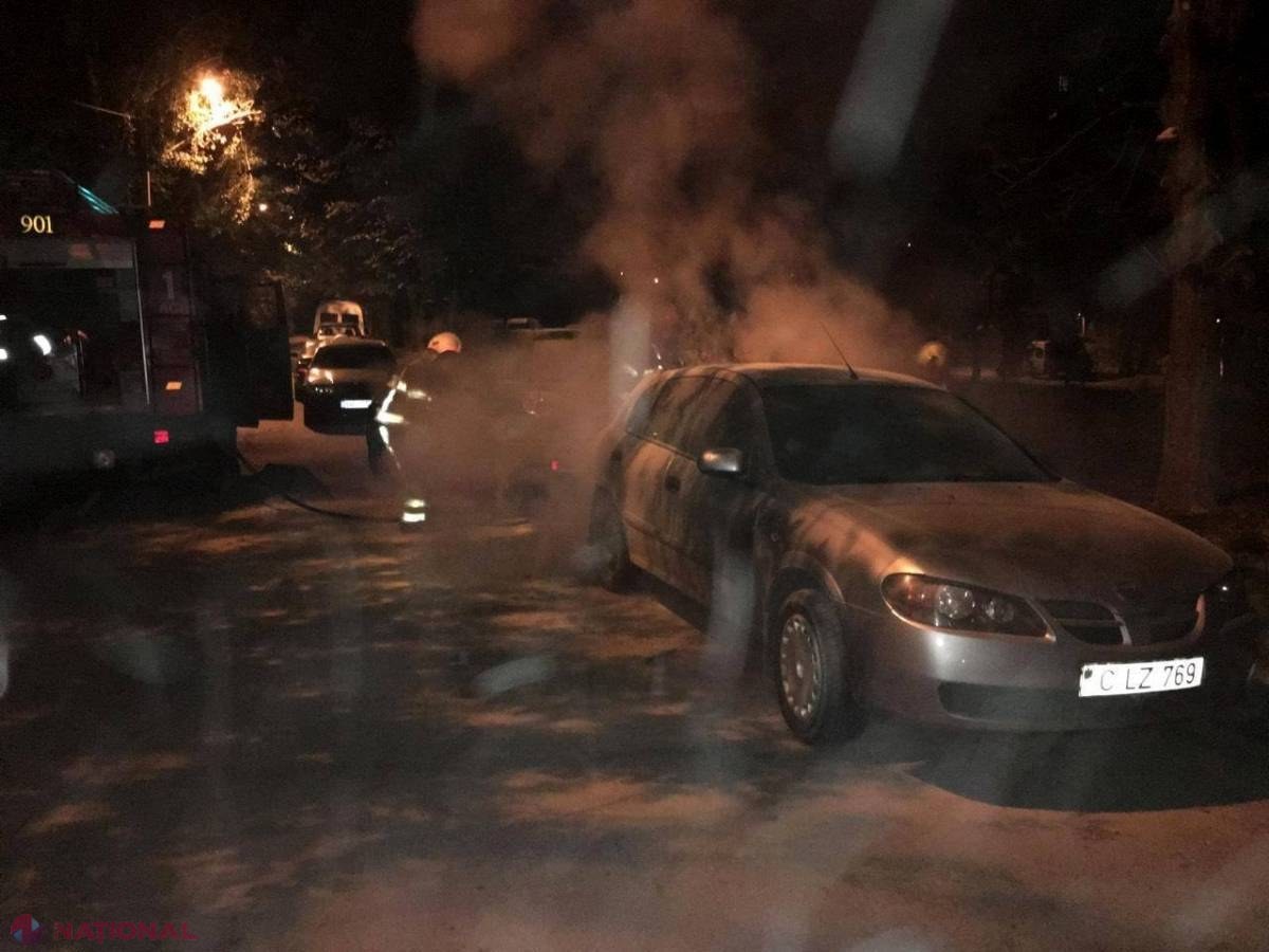 FOTO // Trei mașini au ARS în această dimineață în Chișinău