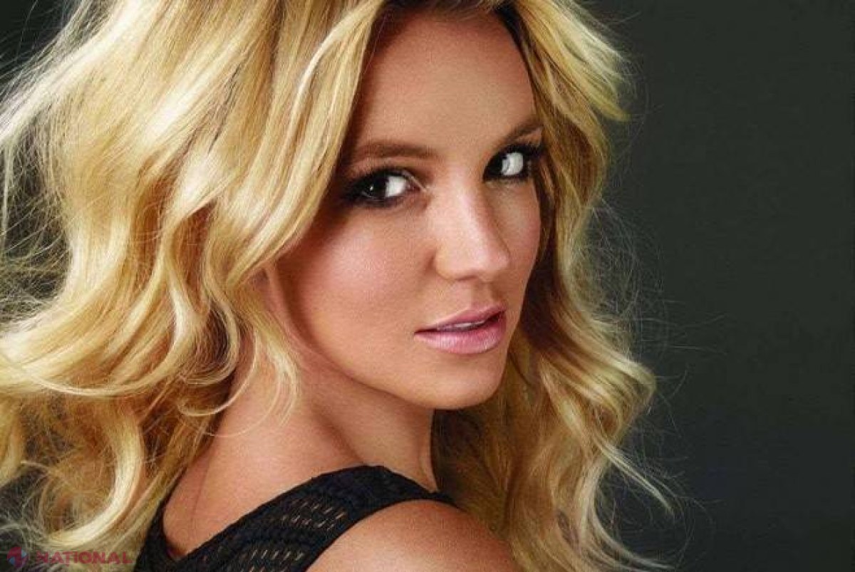 FOTO // Britney Spears, schimbare radicală de look. Uite cum arată brunetă!