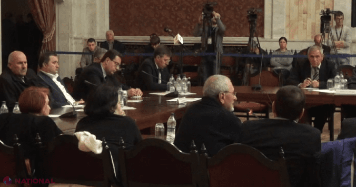 REPLICI între Ghimpu și Năstase la Forumul Public: „Lasă prostiile! Citește istoria!”
