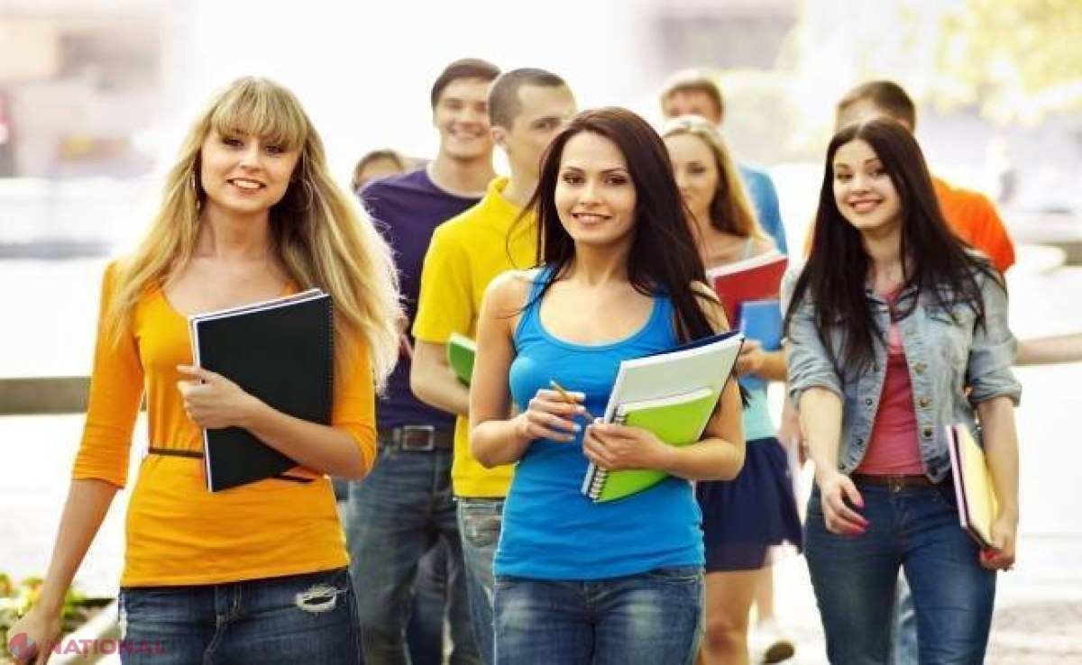 Sprijin și GRANTURI pentru TINERII care studiază peste hotare și revin să se angajeze acasă
