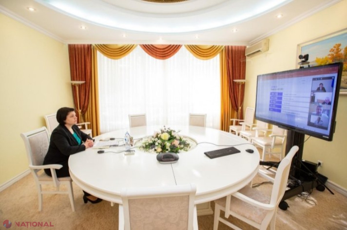 DOC // Certificatul COVID nu va mai fi solicitat în magazine și cafenele, iar petrecerile sunt permise, cu excepția celor din localitățile aflate în pragul roșu de alertă: NOI reguli începând cu 16 februarie, aprobate de CNESP