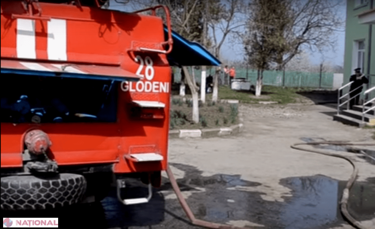 INCENDIU puternic într-o școală și o grădiniță din R. Moldova. Fum dens și EXPLOZII. Instituțiile, ÎNCHISE