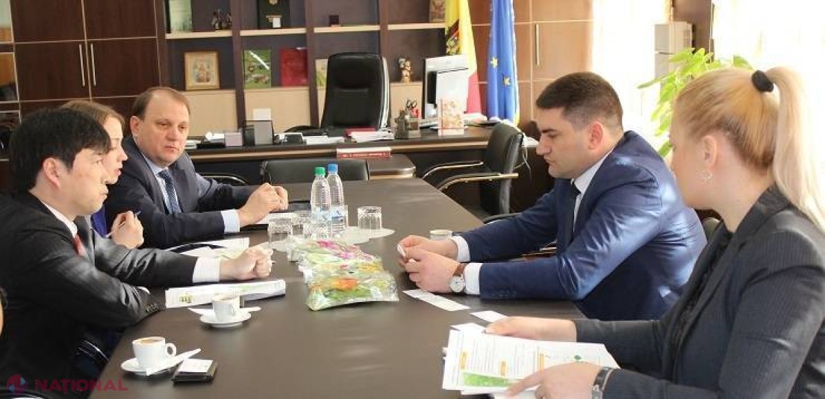 Fostul și actualul ministru al Agriculturii, la aceeași masă! În ce este implicat acum Vasile Bumacov?