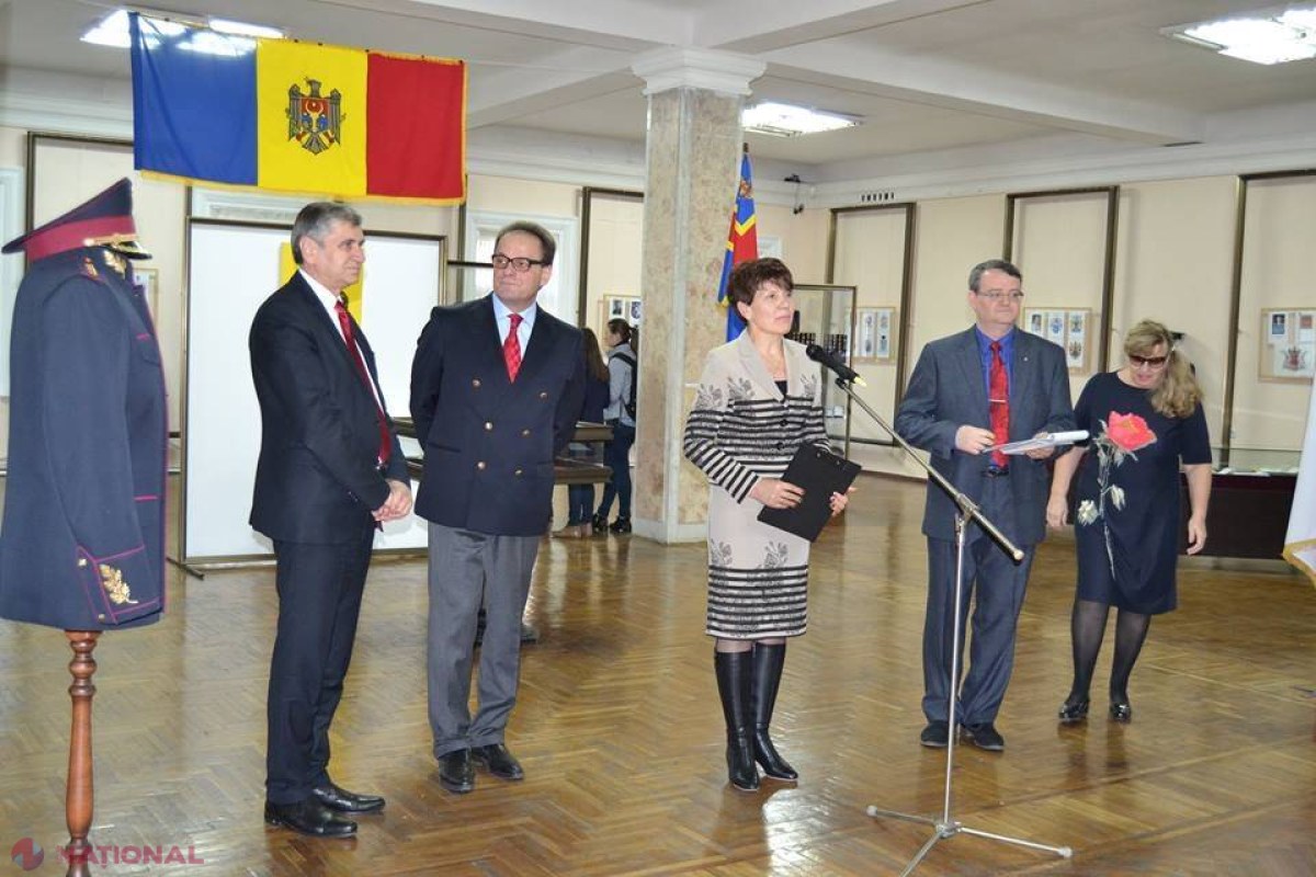 Expoziție INEDITĂ la 25 de ani de la adoptarea DRAPELULUI și a STEMEI de stat
